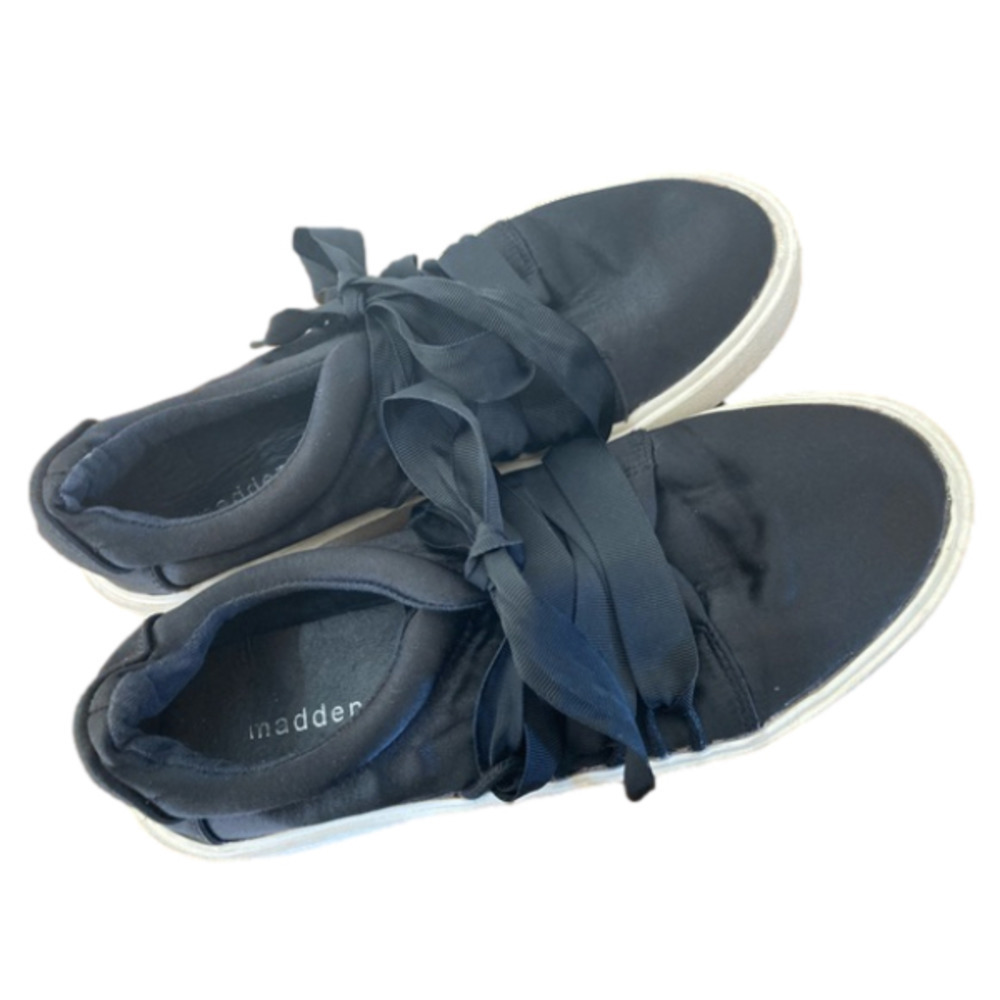MADDEN Girl Lanney 7.5M black ribbon tie shoes sneakers